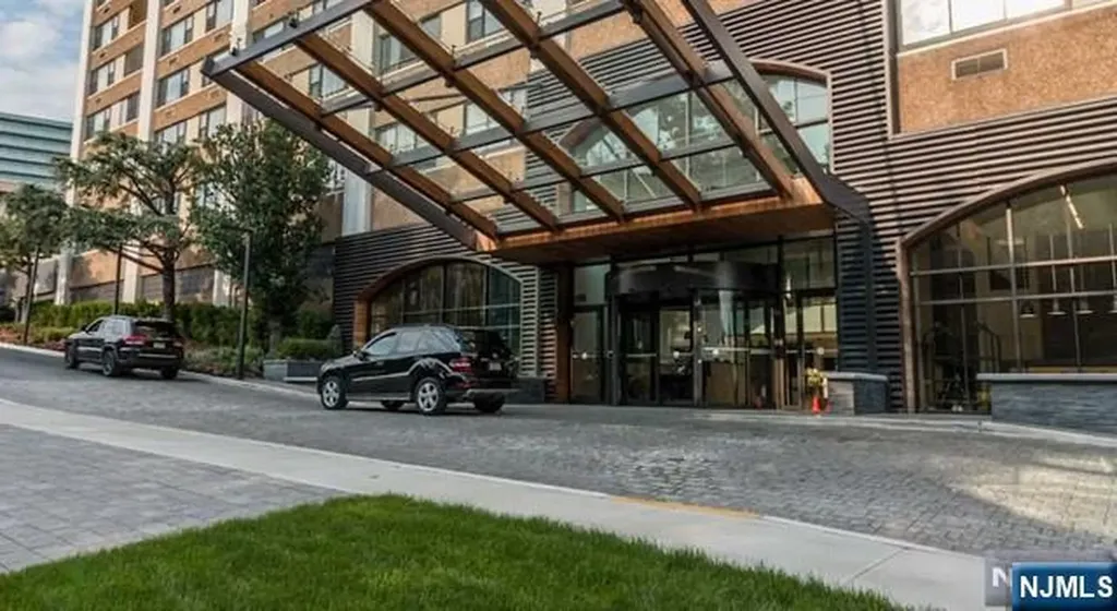 250 Gorge Road Cliffside Park NJ 07010