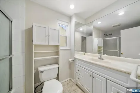44 Knickerbocker Road Cresskill NJ 07626