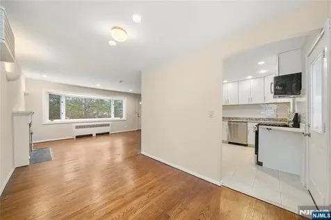 44 Knickerbocker Road Cresskill NJ 07626