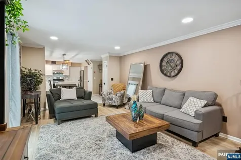 29 Woodside Drive Rockaway Township NJ 07866