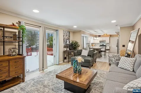 29 Woodside Drive Rockaway Township NJ 07866