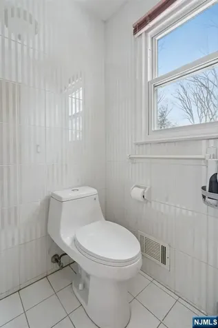 29 Woodside Drive Rockaway Township NJ 07866