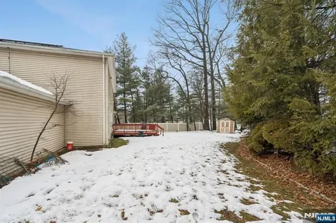 29 Woodside Drive Rockaway Township NJ 07866