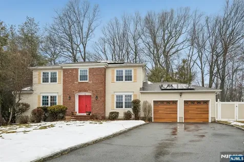 29 Woodside Drive Rockaway Township NJ 07866