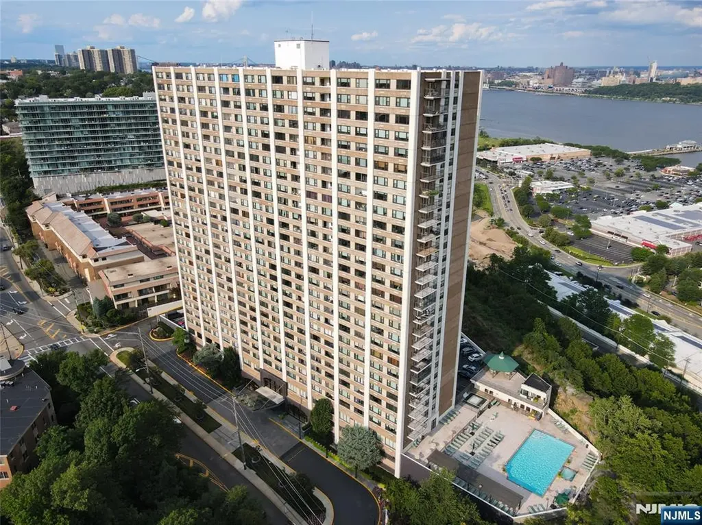 250 Gorge Cliffside Park NJ 07010