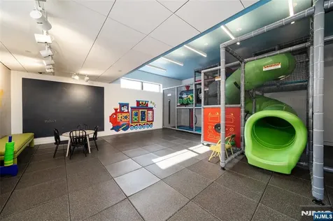 250 Gorge Cliffside Park NJ 07010