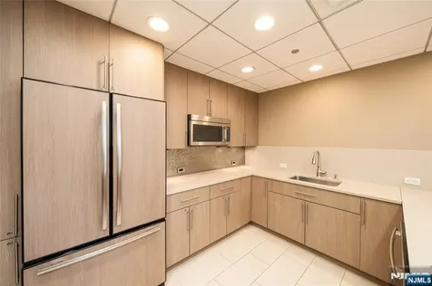 250 Gorge Cliffside Park NJ 07010