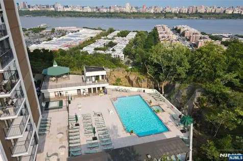 250 Gorge Cliffside Park NJ 07010