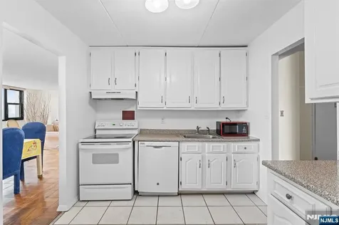 250 Gorge Cliffside Park NJ 07010