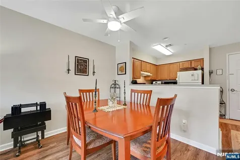 189 Forest Avenue Paramus NJ 07652