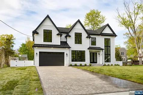40 Godfrey Terrace Glen Rock NJ 07452