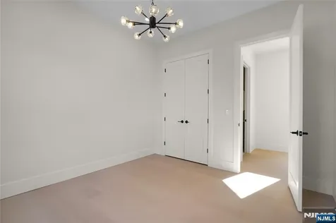 40 Godfrey Terrace Glen Rock NJ 07452