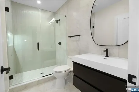 40 Godfrey Terrace Glen Rock NJ 07452