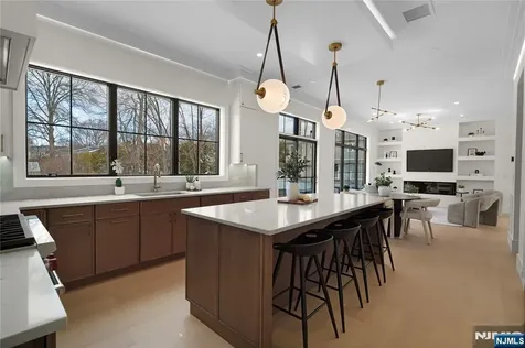 40 Godfrey Terrace Glen Rock NJ 07452