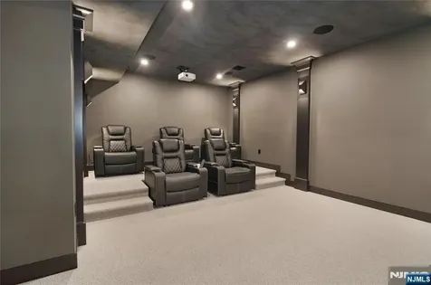 40 Godfrey Terrace Glen Rock NJ 07452