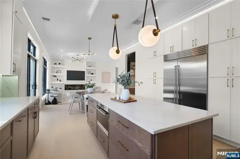 40 Godfrey Terrace Glen Rock NJ 07452