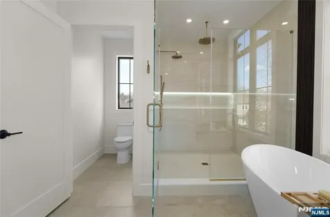 40 Godfrey Terrace Glen Rock NJ 07452
