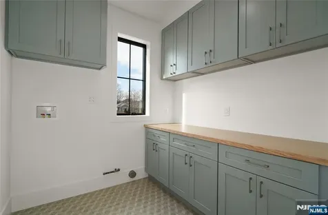 40 Godfrey Terrace Glen Rock NJ 07452