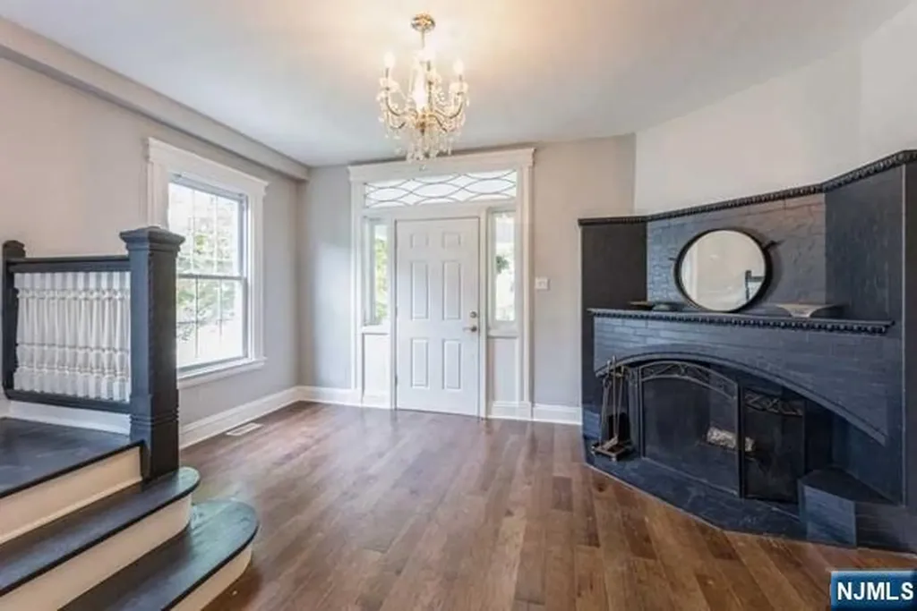 92 Highwood Avenue Tenafly NJ 07670
