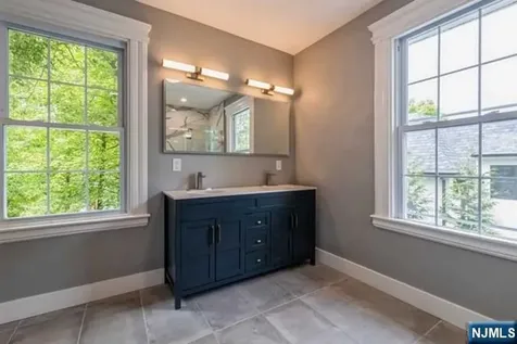 92 Highwood Avenue Tenafly NJ 07670