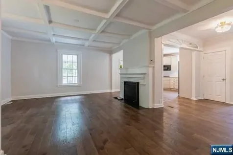 92 Highwood Avenue Tenafly NJ 07670