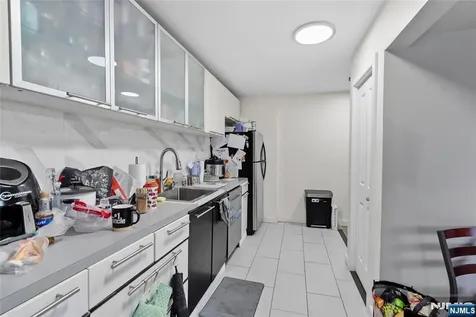 82 Garfield Avenue Jersey City NJ 07305