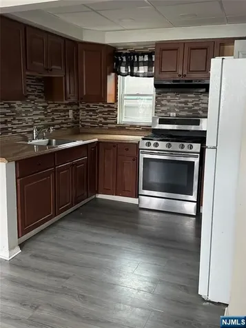 278 Ackerman Avenue Clifton NJ 07011