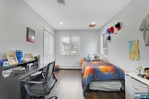 119 Sussex Road Bergenfield NJ 07621