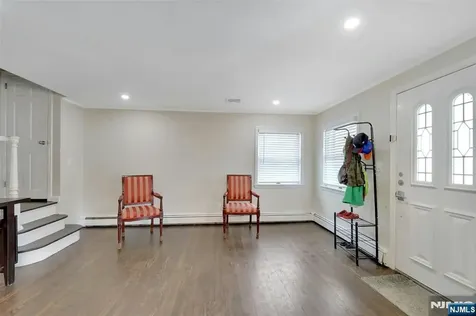 119 Sussex Road Bergenfield NJ 07621