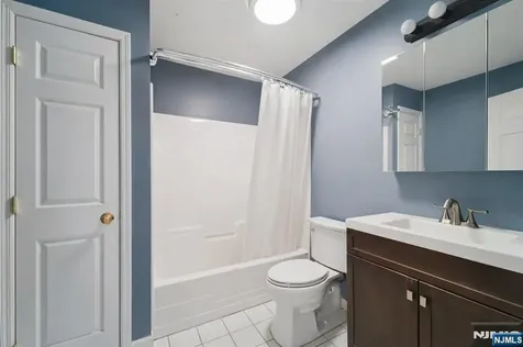 65 Fairview Street Palisades Park NJ 07650