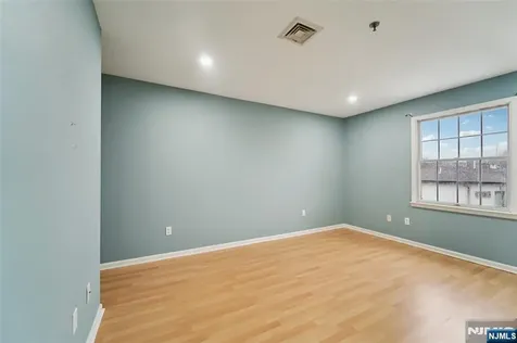 65 Fairview Street Palisades Park NJ 07650