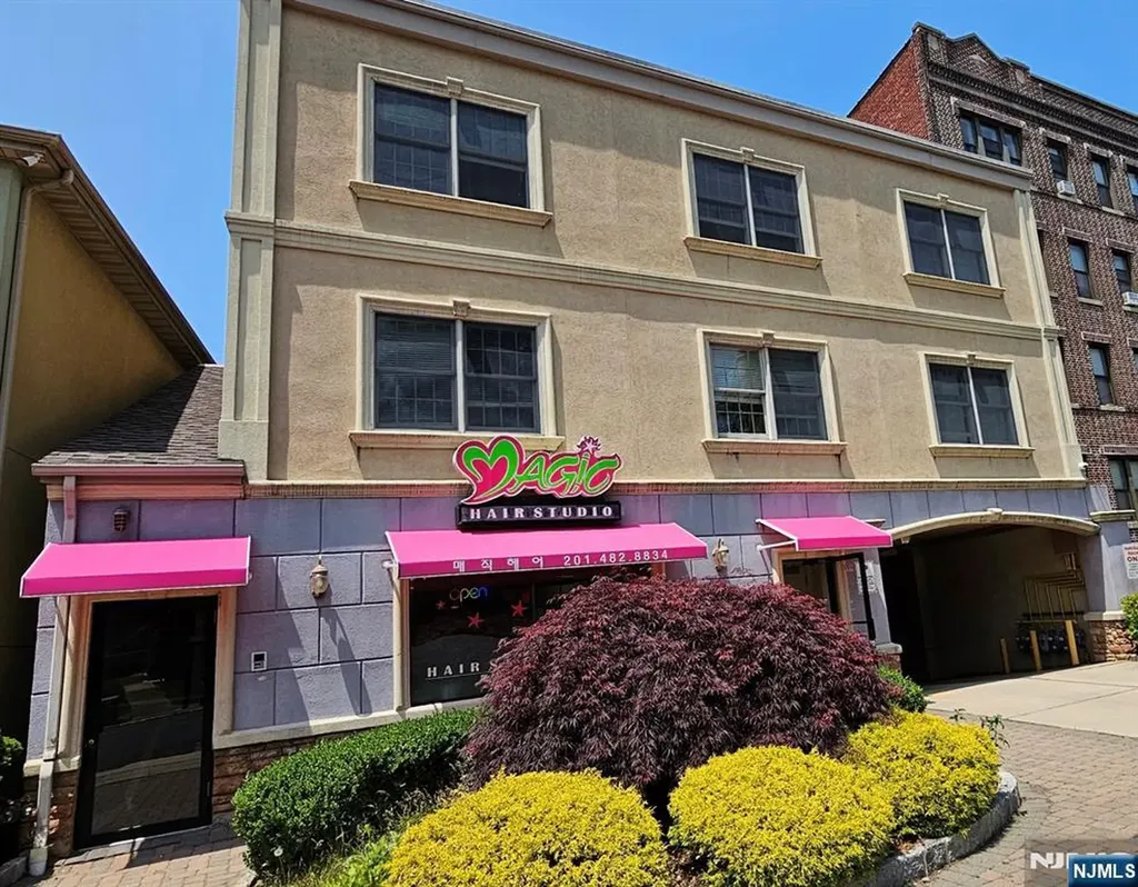 507 Broad Avenue Palisades Park NJ 07650