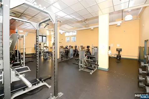 186 Wayne Street Jersey City NJ 07302