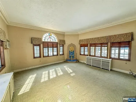 112 Oxford Place Glen Rock NJ 07452