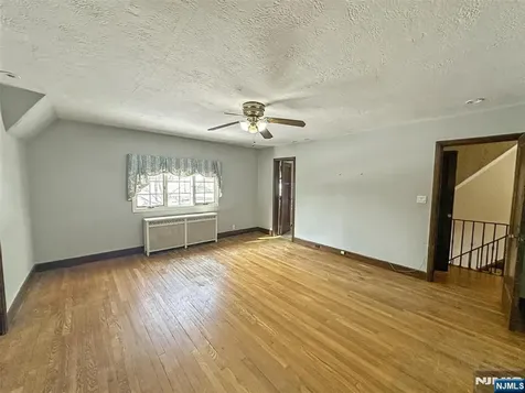 112 Oxford Place Glen Rock NJ 07452