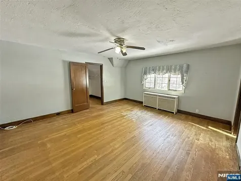112 Oxford Place Glen Rock NJ 07452