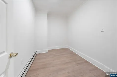 249 Summer Avenue Newark NJ 07104
