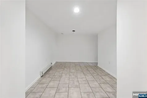 249 Summer Avenue Newark NJ 07104