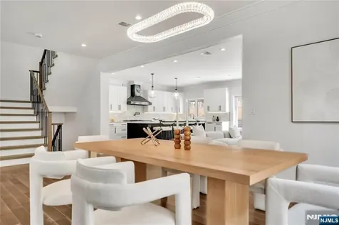 428 6th Street Palisades Park NJ 07650