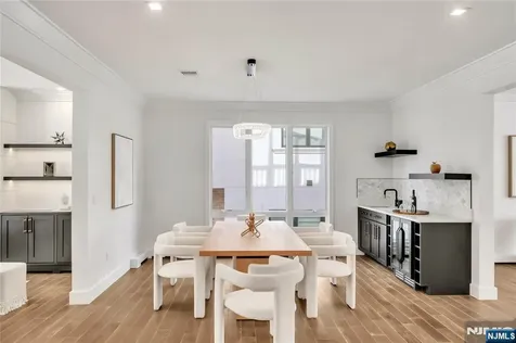 428 6th Street Palisades Park NJ 07650