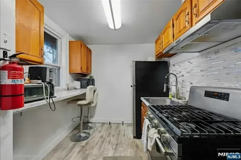 458 Fairview Avenue Orange NJ 07050