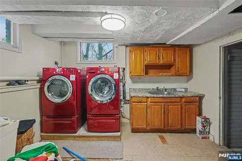458 Fairview Avenue Orange NJ 07050