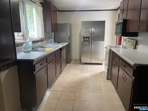 60 Vail Road Blairstown NJ 07832