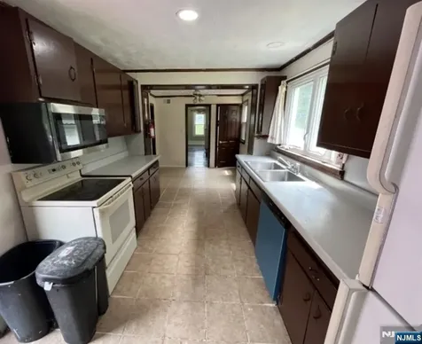 60 Vail Road Blairstown NJ 07832
