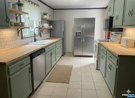 60 Vail Road Blairstown NJ 07832