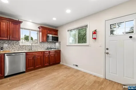 401 White Street Orange NJ 07050
