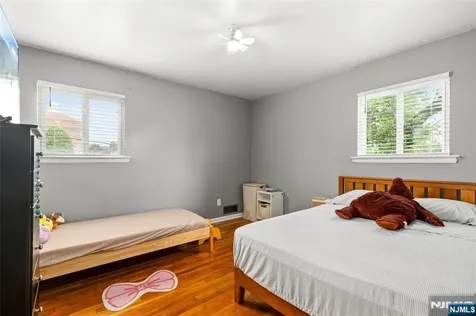 401 White Street Orange NJ 07050