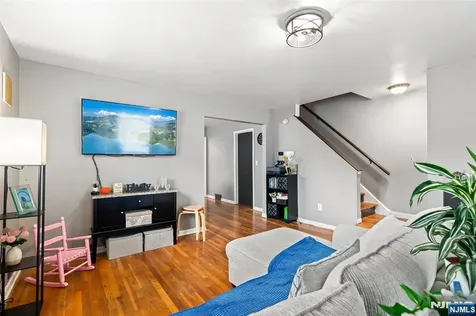 401 White Street Orange NJ 07050