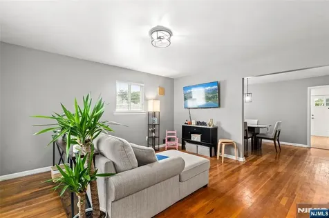401 White Street Orange NJ 07050
