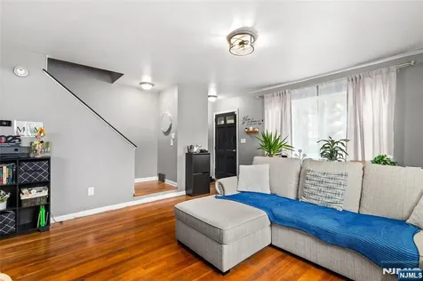 401 White Street Orange NJ 07050